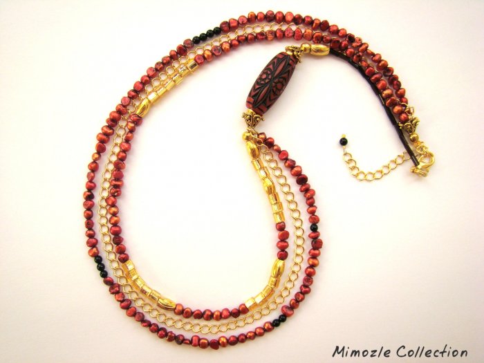 3 STRAND VINTAGE STYLES RED PEARL NECKLACE EARRINGS SET