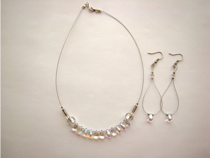GLASS DROP SILVER NECKLACE AND SWAROVSKI EARRING SET