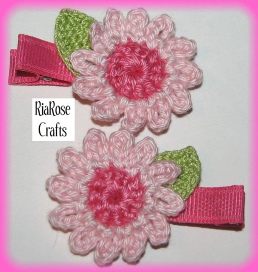 Pair Crocheted Pink Daisy Flower Hair Alligator Clips For Baby/Toddler
