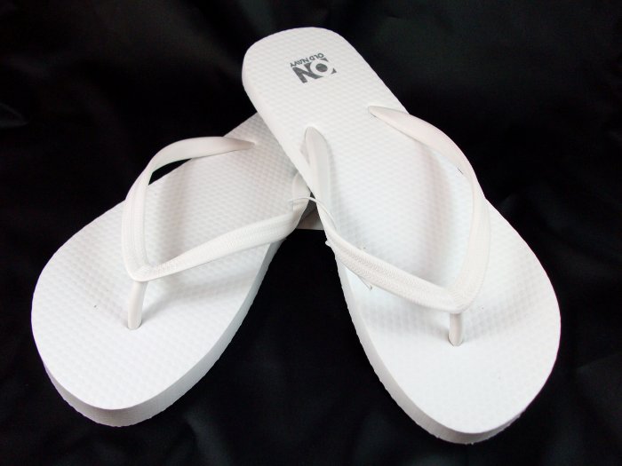 Women's White Flip Flops - Size 6
