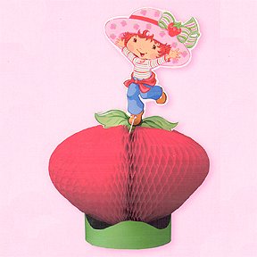 STRAWBERRY SHORTCAKE CENTERPIECE