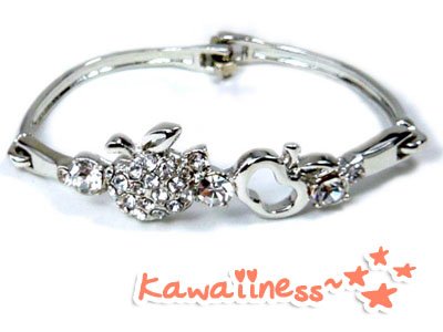 B0002 - Apple Bracelet