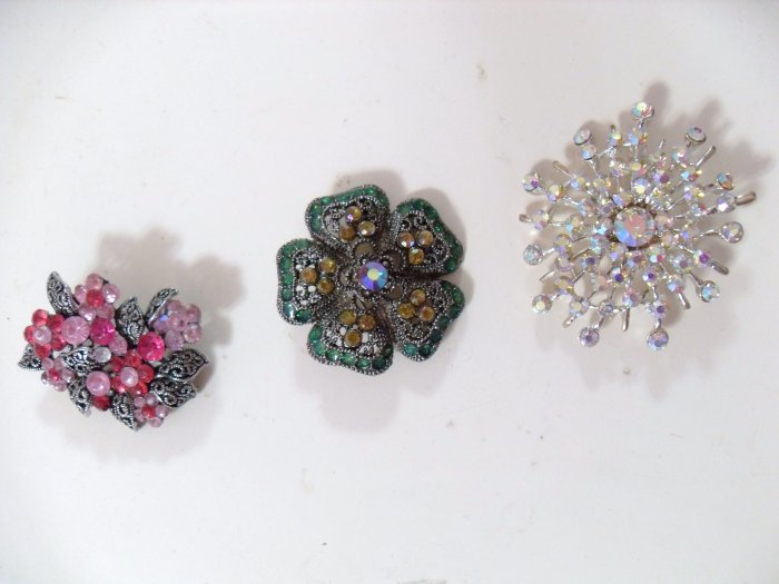 Gem Brooches, Assorted