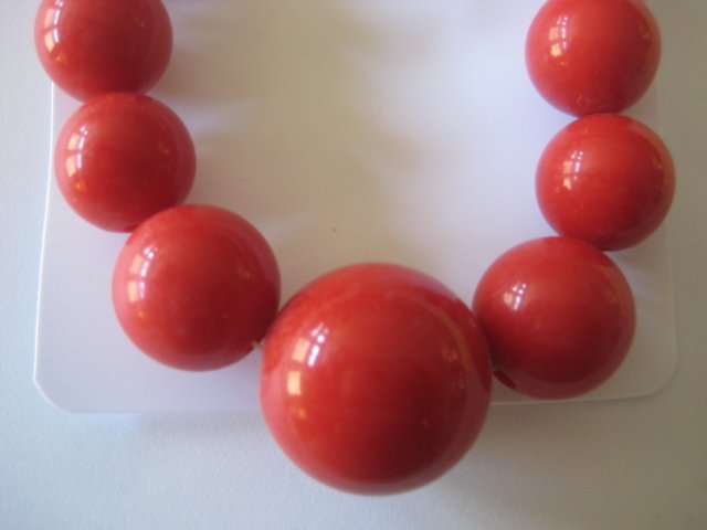 Red Graduating Bead Necklace & Earring Set