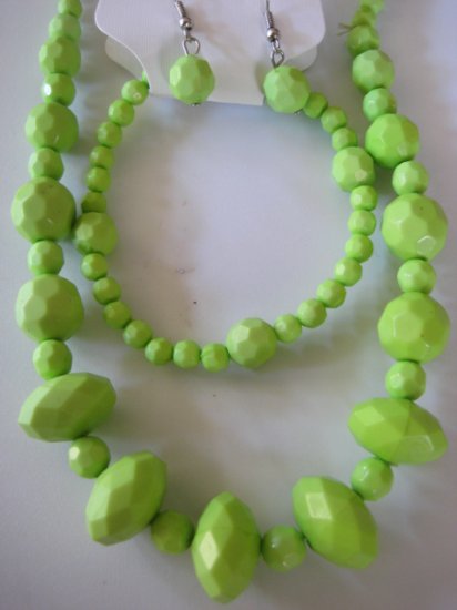 Lime Green Diamond Cut Necklace & Earring Set w/matching Bracelet