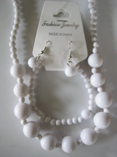 White Round Beaded Necklace & Earring Set w/matching Bracelet
