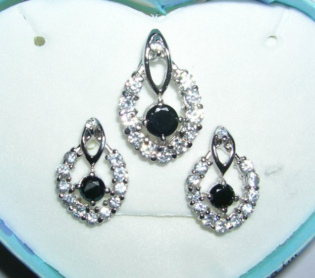 New 925 Sterling Silver Set