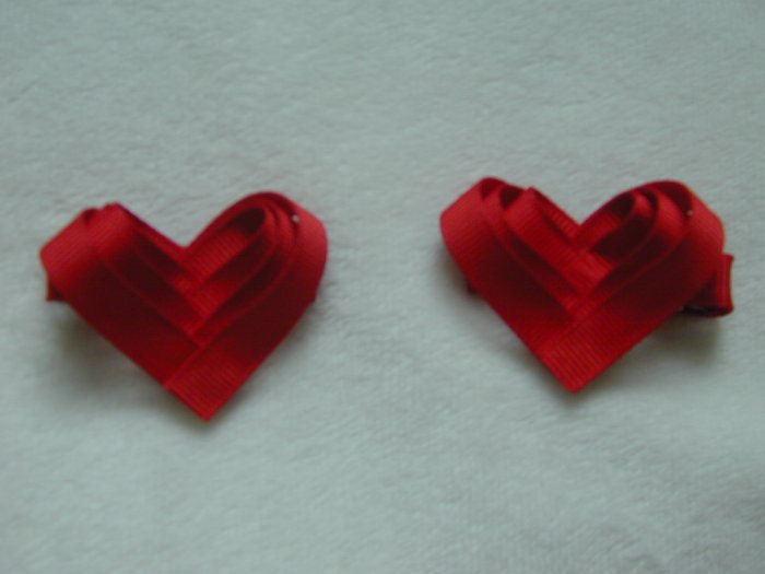 Red heart Clip