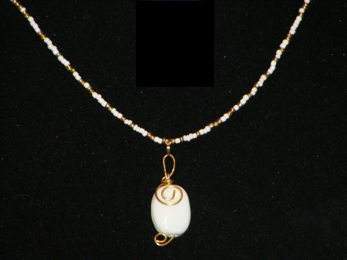 Handcrafted white and gold glass beads necklace