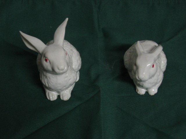 Vintage Pair of Rabbits