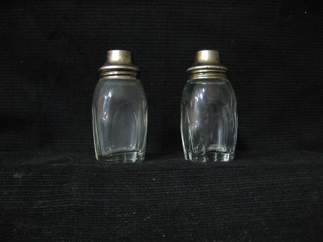 Clear Glass Salt & Pepper Shakers