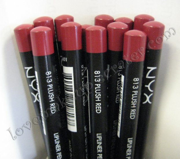 NYX Slim Pencil LIP LINER 813 PLUSH RED
