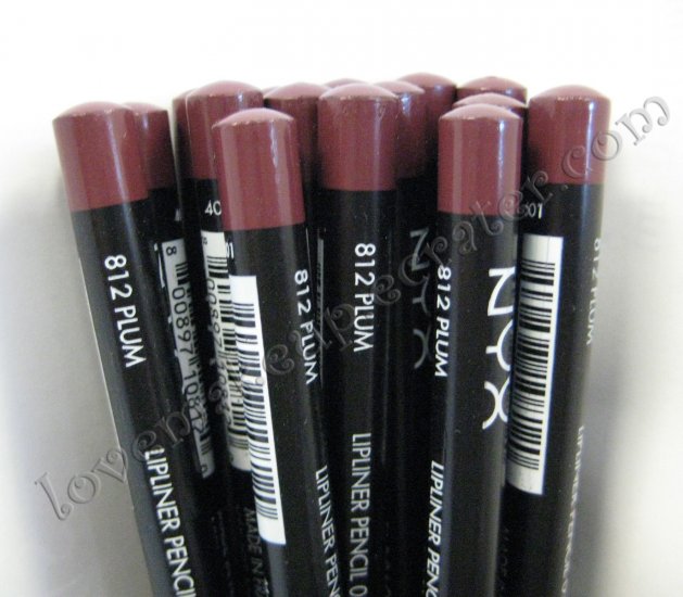 NYX Slim Pencil LIP LINER 812 PLUM