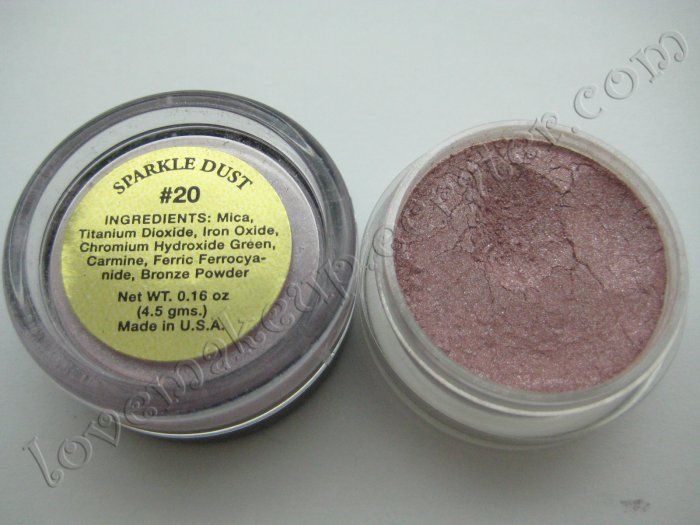 La Femme SPARKLE DUST #20 CHANTILLY (Comparable to Napoleon Perdis and MAC)