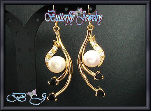2x10mm White Fresh Water Pearl Sim Blue Sapphire Earrings