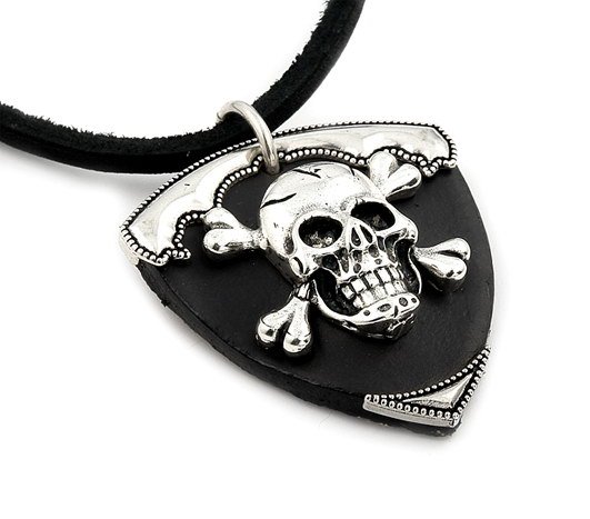 BLACK LEATHER SKULL PENDANT