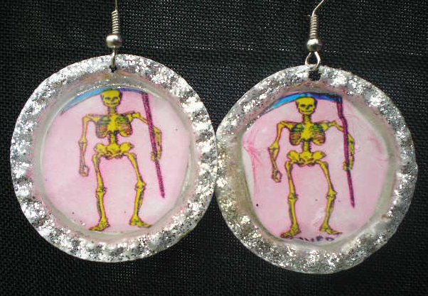 La Muerte Bottle Cap Earings