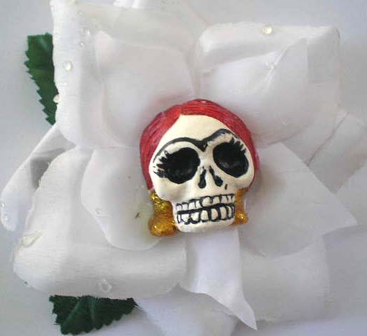 red headed Frida white rose hair clip