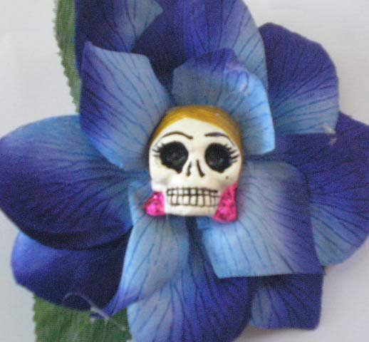 blonde Calavera blue Flower