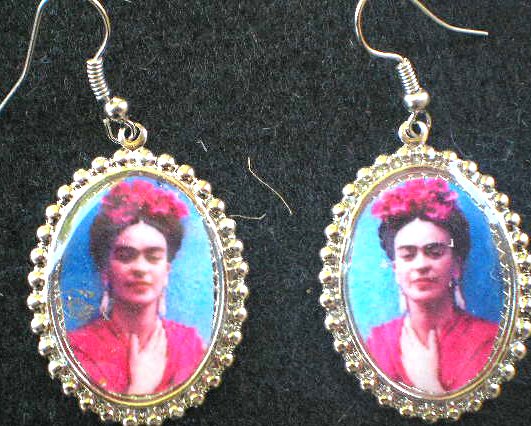 RED FRIDA EARINGS