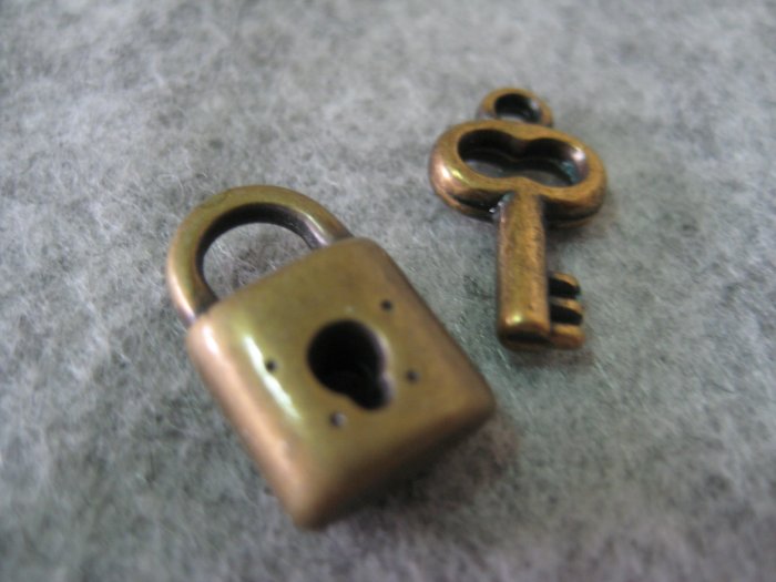 Mini Lock and Key Charm Set, 4pcs