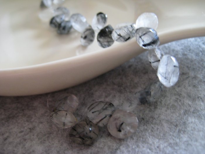 Rutilated Quartz ( Venus Hair Stone ), 16pcs