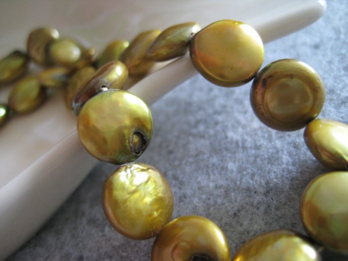 Mother of Pearl Beads, 1 strand (16pcs)