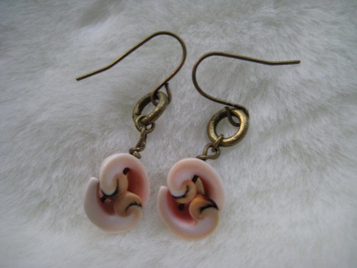 Beach Culture Shelly ~ Earrings