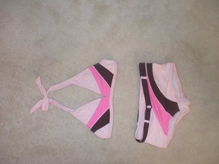 pink 2 peice swim suit girls