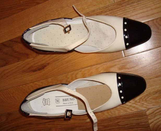 BRUNO MAGLIA BLACK/WHITE Mary Janes PATENT LEATHER 35