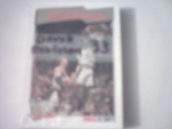 33 David Robinson Basketball Cards.