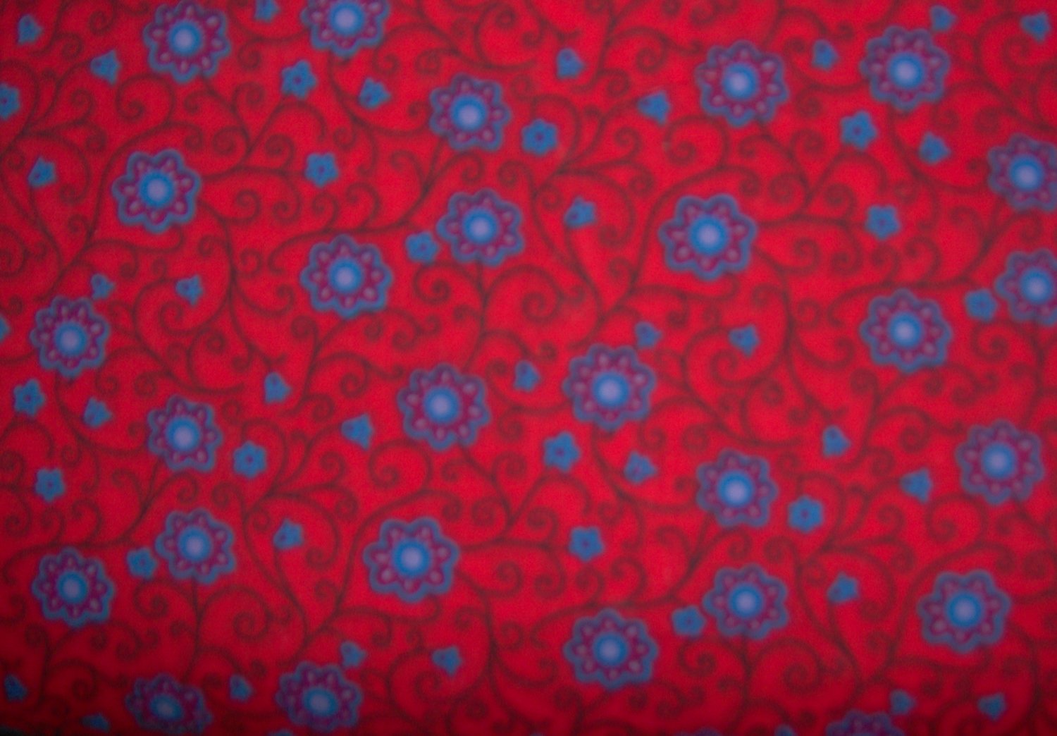 1 1/3 Yard English Collection Red Fuschia Vine Flowers by David Textiles Bolt End