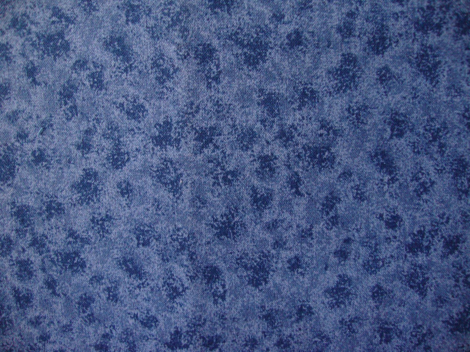 8 3/4" Speckled Mottled Slate Blue Cotton Fabric Bolt End