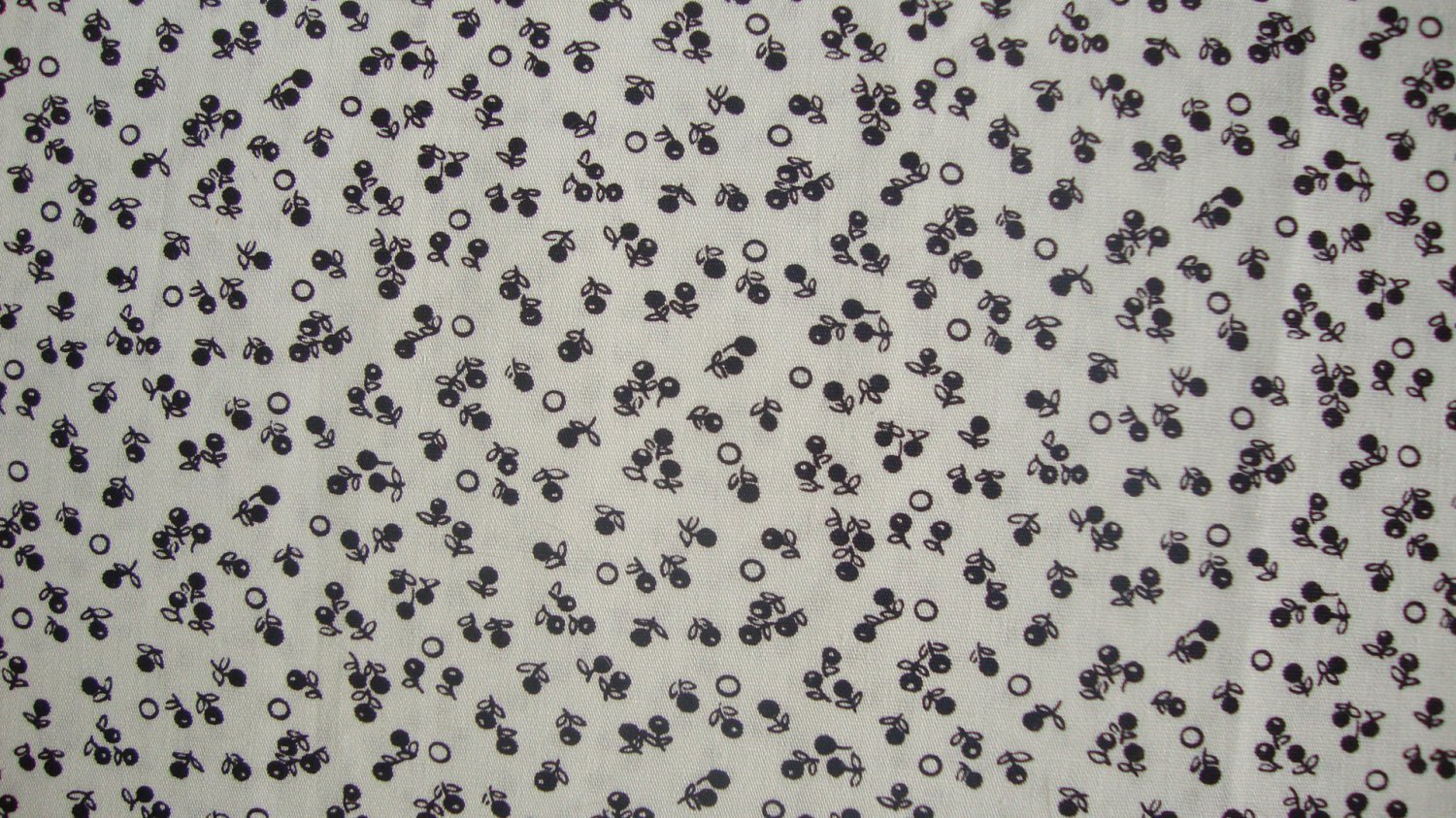 1/2+ Yd Vintage Schwartz Liebman Textile Black Flowers on White Cranston Print Works Fabric Bolt End