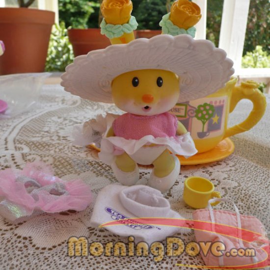 Tea Bunnies and Me Buttercup Honey Tea Bunny and the Poppyseed Playhouse