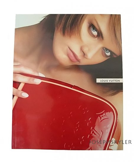 LOUIS VUITTON 2001 Catalog