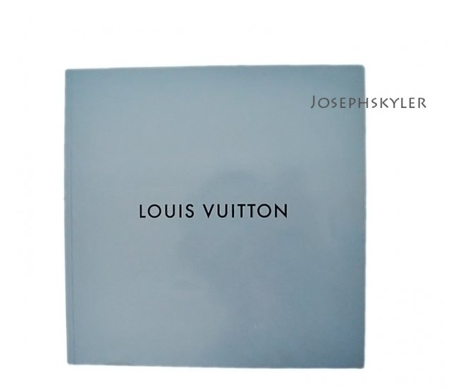 LOUIS VUITTON 2003 Fall Catalogue