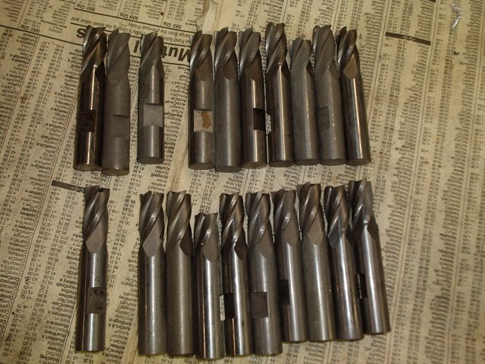 Lot of 20 Solid Carbide End Mills 1/2 Inch 4 Flutes 165ks