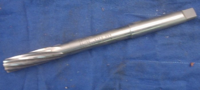 Lot of 12 Made In USA 21/32 Reamers 9 In OAL MT 2