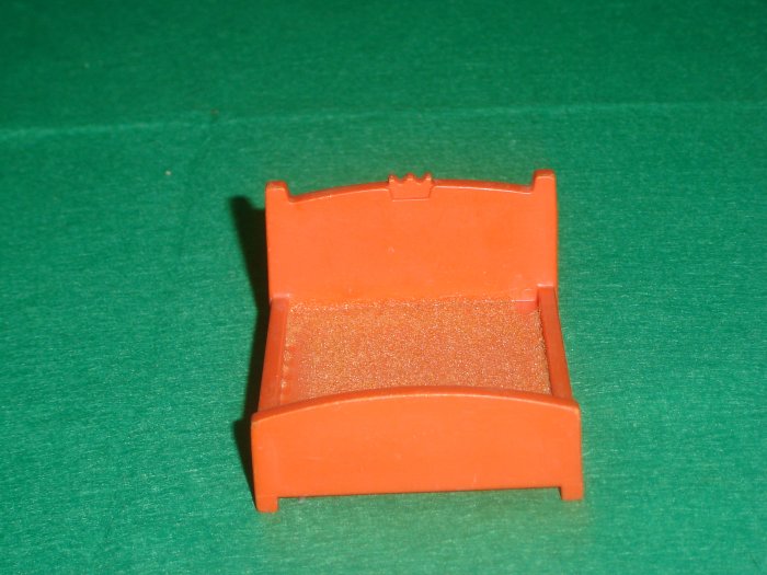 Vintage 993 Fisher Price Little People Castle King Queen Double Bed In Red Brown