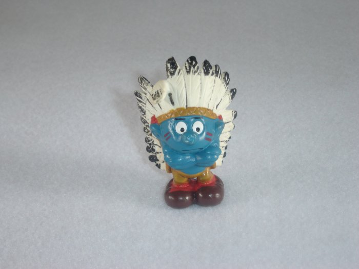 Vintage 1981 Indian Smurf With Black And White Feathers Headdress 20144 By Schleich W Berrie Co PVC
