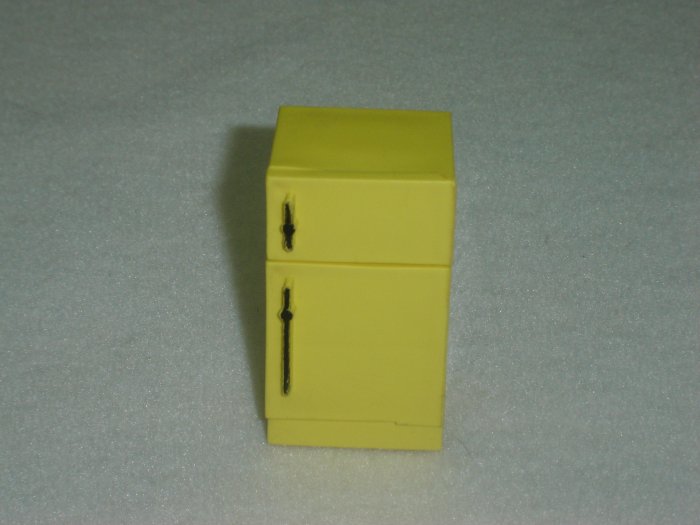 Vintage Fisher Price Play Family Playrooms Yellow Refrigerator Fridge Model 909 From 1972 To 1974