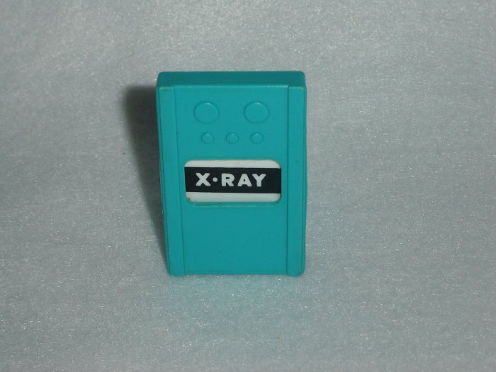 Vintage Fisher Price Little People Play Family Childrens Hospital 931 Aqua Blue Xray Machine Works