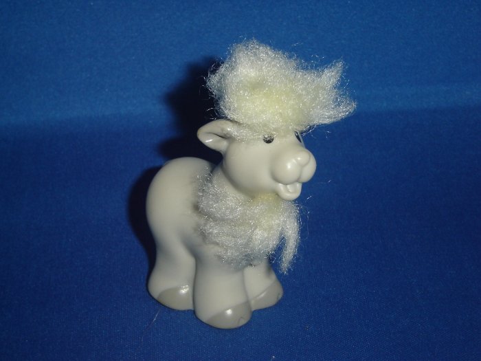 2005 Fisher Price Little People Touch and Feel Grey Goat for Barn or Farm Newer FP LP