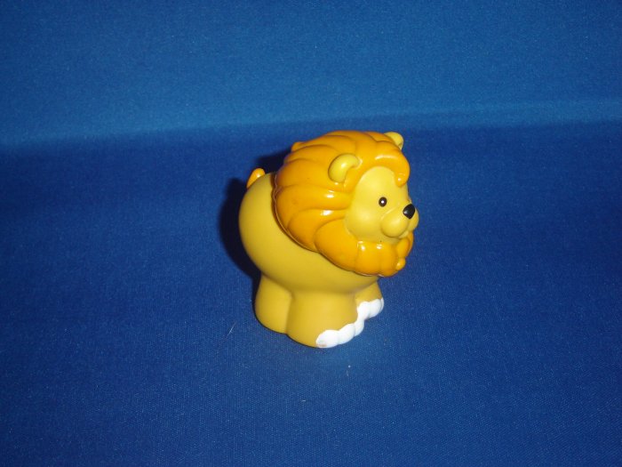 Fisher Price Little People Surprise Sounds Zoo Yellow Lion Newer FP LP