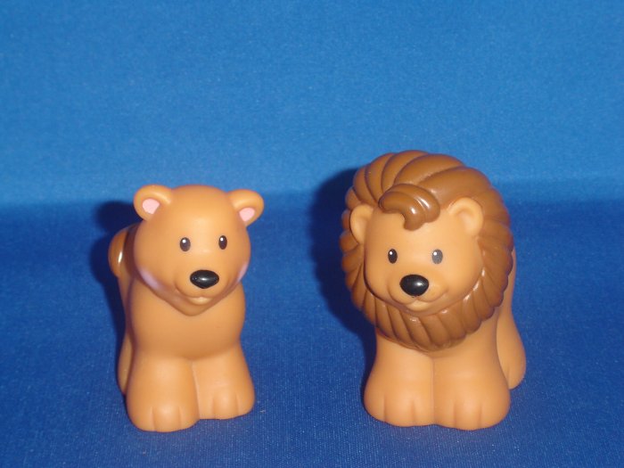 2002 Fisher Price Little People Pair of Male Female Lions For Noahs Ark Set Newer FP LP