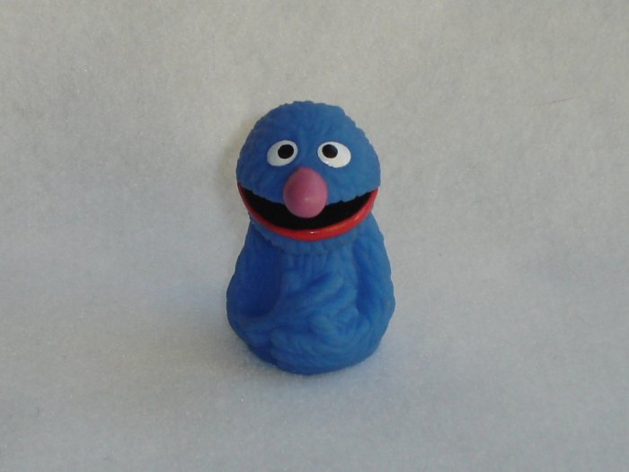 Jim Henson Sesame Street Grover Finger Puppet PVC MINT Condition by Muppets Inc