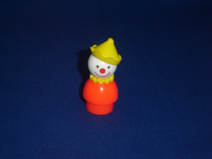 Vintage Fisher Price Little People Orange Circus Clown With Yellow Hat and Collar 675 991
