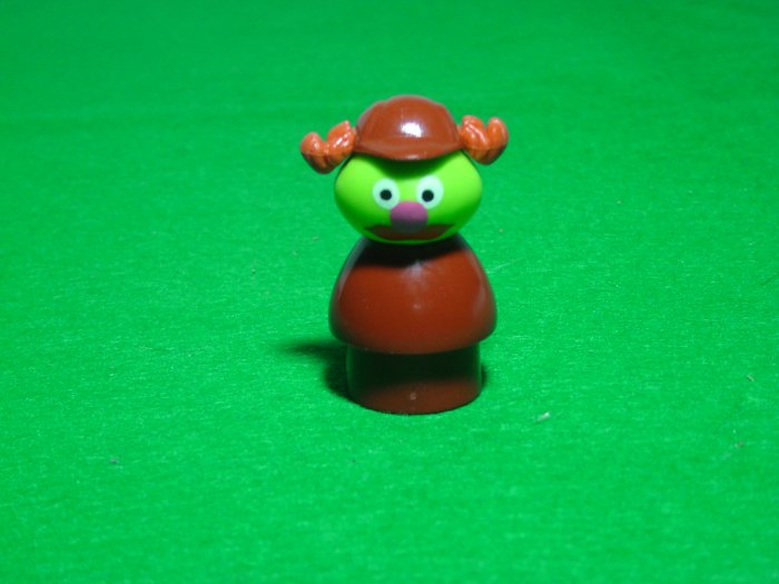 MINT Vintage Fisher Price Little People Sherlock Hemlock From The 940 938 Sesame Street Set