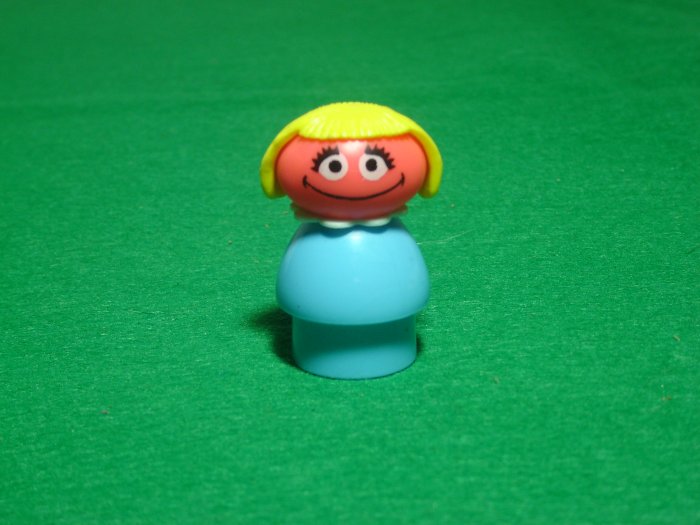 MINT Vintage Fisher Price Little People Prairie Dawn From The 940 938 Sesame Street Set